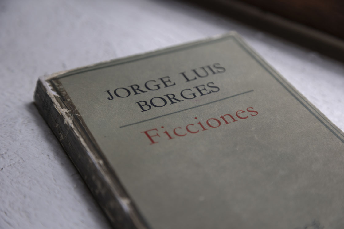 [pagella_4_ficciones]