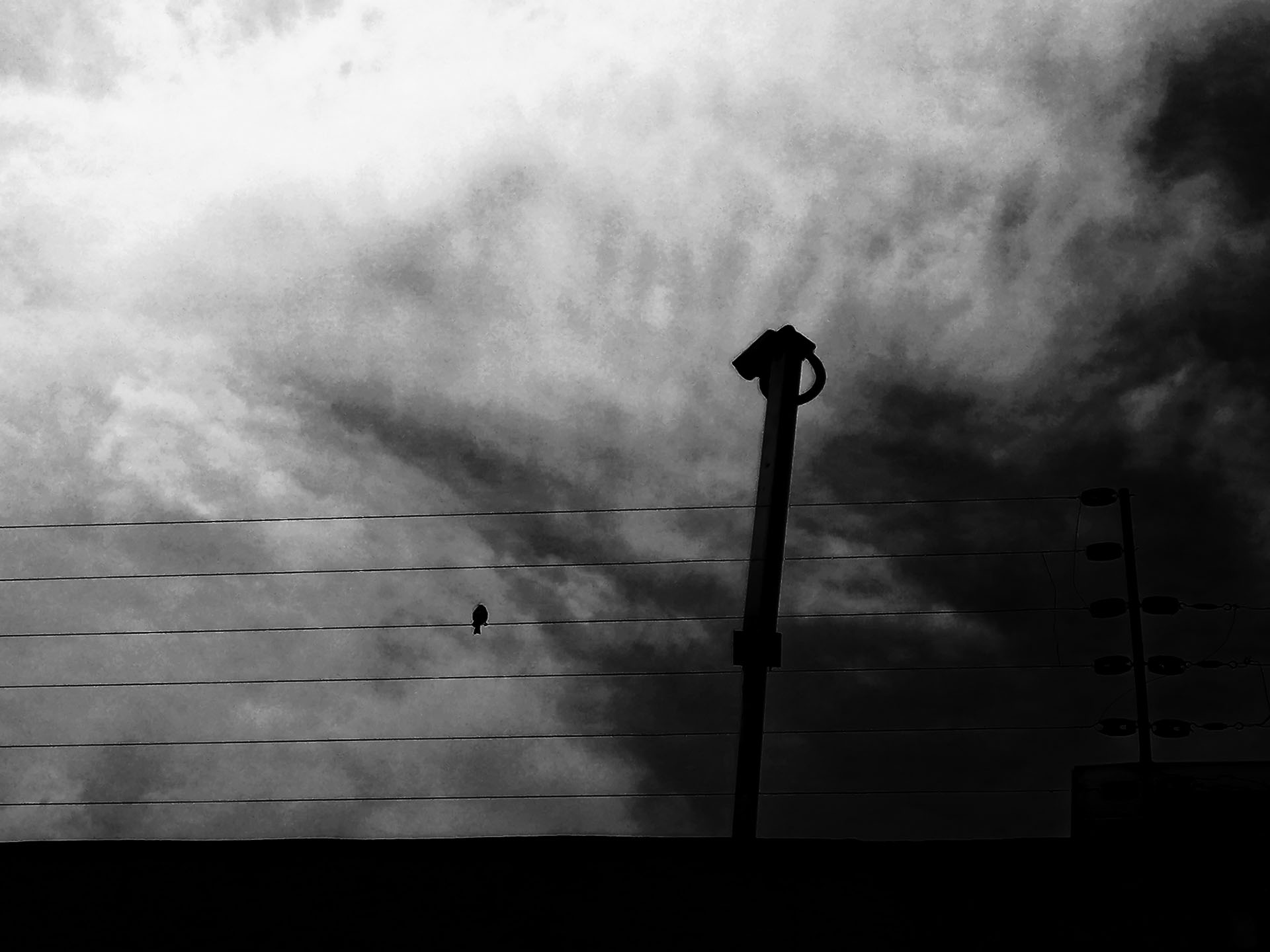 [devilla_3_avecables]