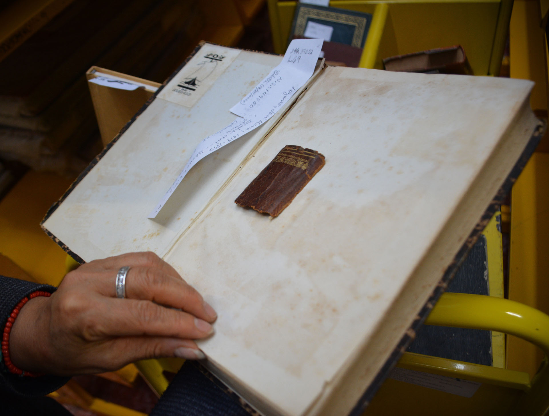 [reservado_4.1_libroabierto]