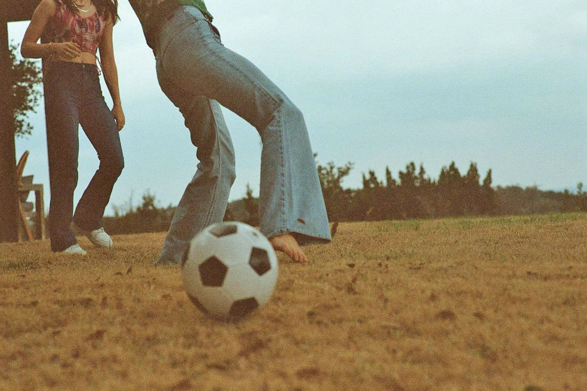 [editorial_fut_descalza]